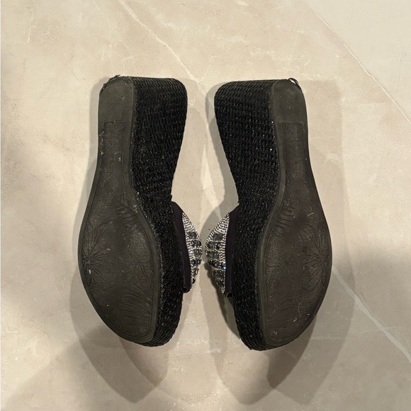 Yellow Box Elegant Black and Silver Beaded Women's Wedges - Picture 3 of 6